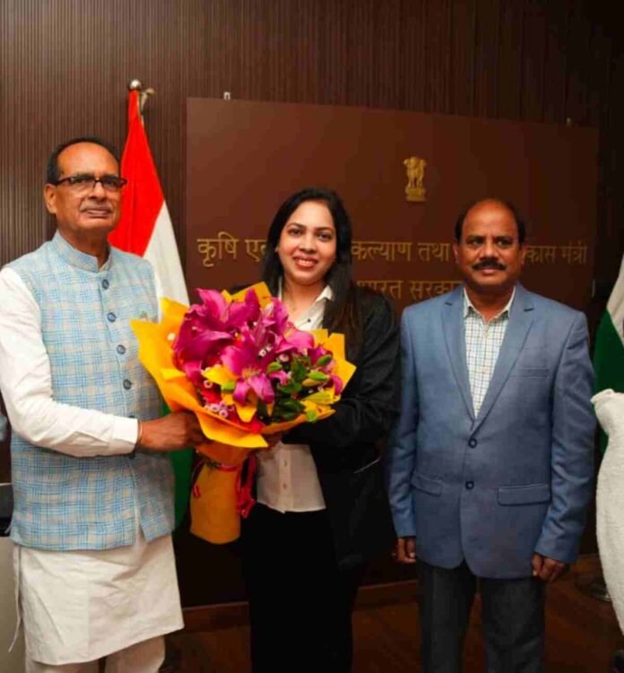 Shivraj Singh Chouhan, AkinAnalytics, NIKA2 Drone, Kisan Medium Drone, Agricultural Drone, AgriTech India, Precision Agriculture, Indian Drone Technology, DeepTech Startup, Women Entrepreneurs, Drone Technology India, Smart Farming, AI Drone Analytics, Agriculture Technology, New Delhi