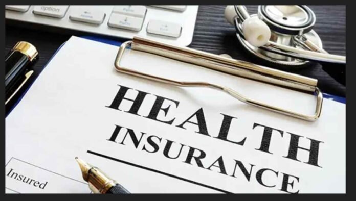 Infographic explaining IRDAI guidelines for claiming a single hospital bill using two health insurance policies.
